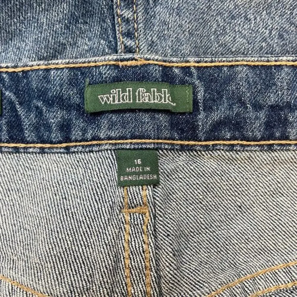 Wild Fable Womens High-Rise Distressed Denim‎ Shorts Size 16 Medium Wash